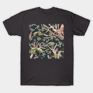 coral life T-Shirt